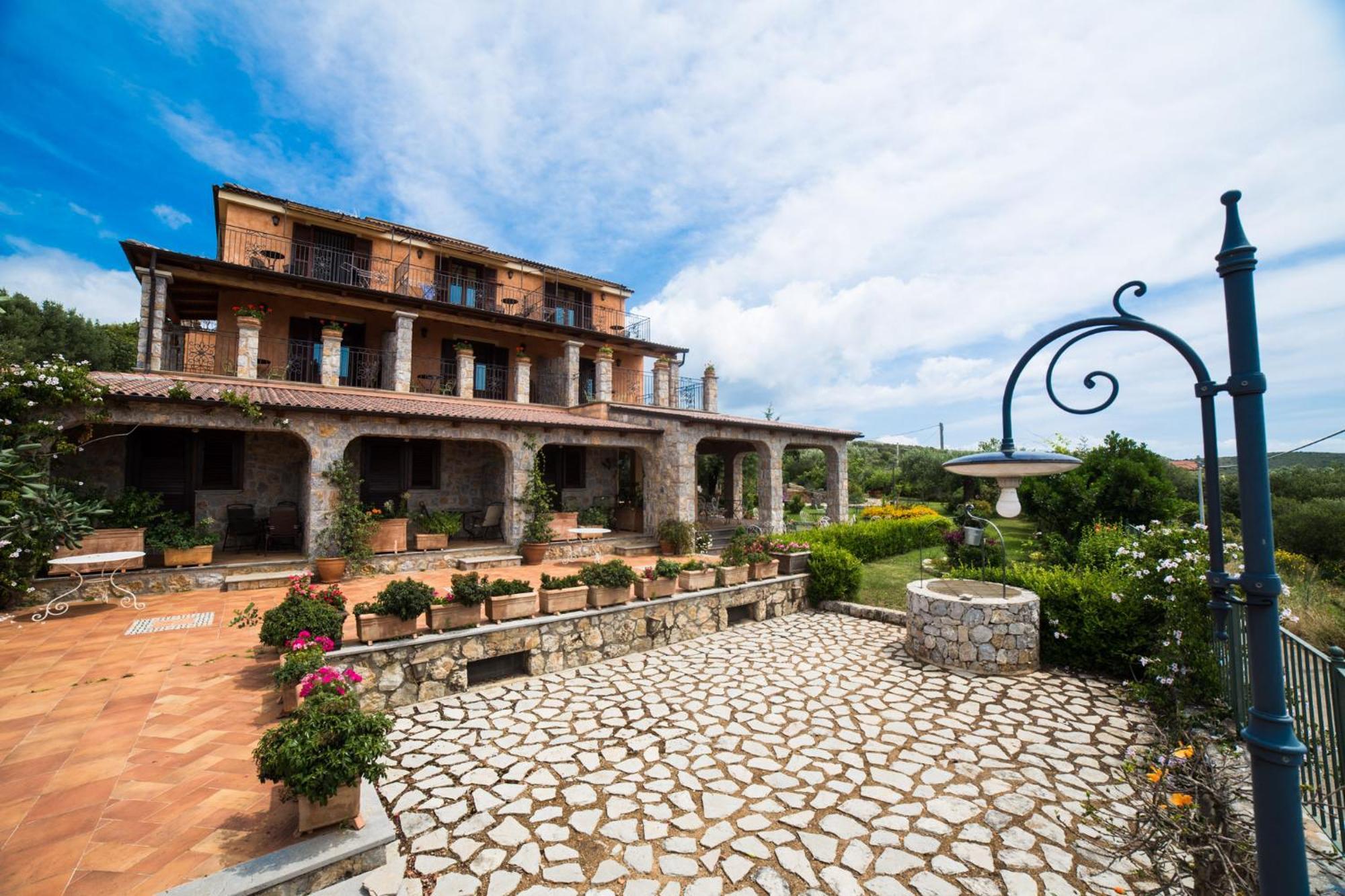 Hotel Relais Pian Delle Starze Марина-ди-Камерота Экстерьер фото
